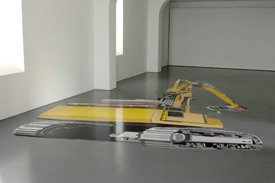 Komatsu, 2005.  » Klicken zum Vergrössern ->
