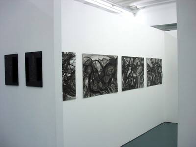 Otto W. Liesch – Schwarzmalerei, 2005.  » Klicken zum Vergrössern ->