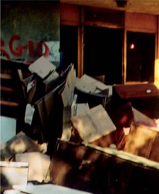 La Courneuve, 2003-05.  &raquo; Klicken zum Vergr&ouml;ssern ->