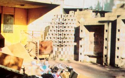 La Courneuve, 2003-05.  &raquo; Klicken zum Vergr&ouml;ssern ->