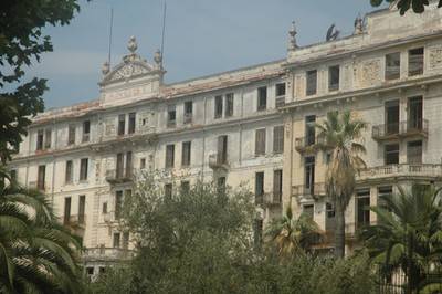 Hotel Angst III, Bordighera, 2006.  » Klicken zum Vergrössern ->