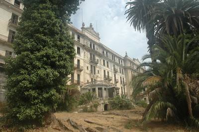 Hotel Angst I, Bordighera, 2006.  » Klicken zum Vergrössern ->