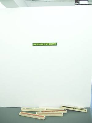H.R. FRICKER. MY SHADOW IS MY GRAFFITI, 2007.  » Klicken zum Vergrössern ->