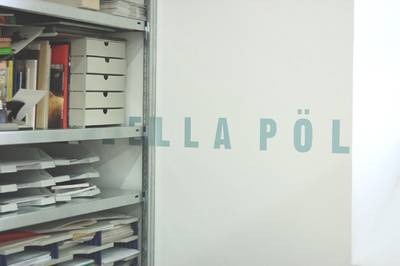 Aussenwände. 1 Schriftbild, 11.4 x 2420 cm, Detail.  » Klicken zum Vergrössern ->