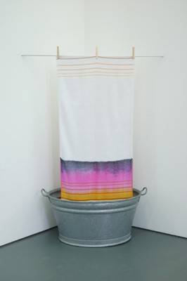 Isabelle Krieg. Aufsteigende Farbdivision einer Schwärze, 2008.  » Klicken zum Vergrössern ->