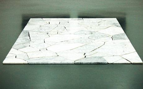 Epitaph – eine tätowierte Wolkendecke, 2010.  » Klicken zum Vergrössern ->